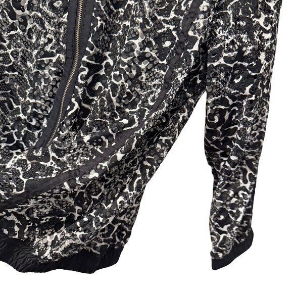Avenue Black & White Leopard Print Zip-Up Bomber Jacket Size 22/24 Sheer Jacket - Picture 8 of 12